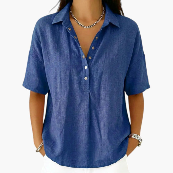 Blusa de mujer con cuello clásico y cierre de botones
