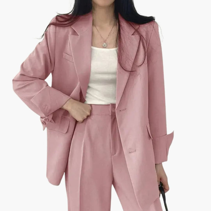 Ensemble blazer og lige bukser til kvinder
