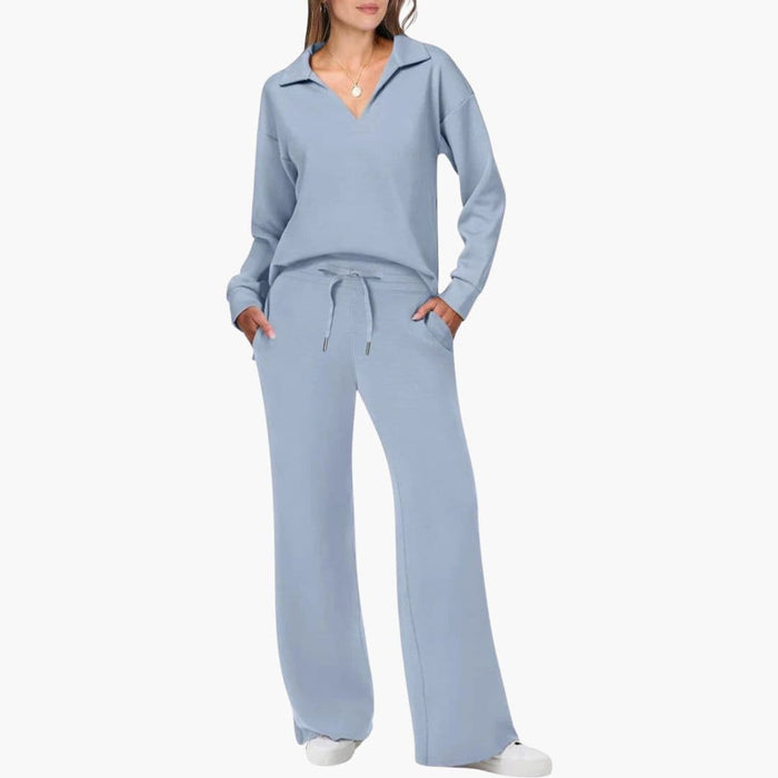 Completo da donna a due pezzi con scollo a V