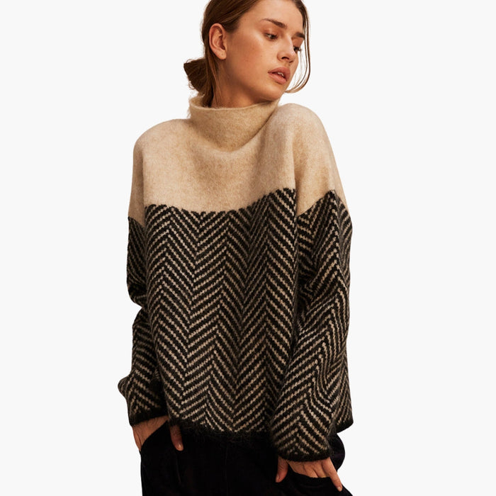 Jersey para mujer de cuello alto con estampado de zigzag
