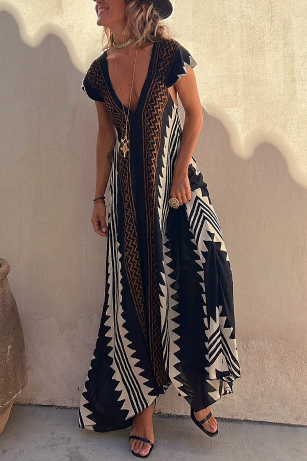 Mira Trendy aztek-inspirert leverkjole for kvinner