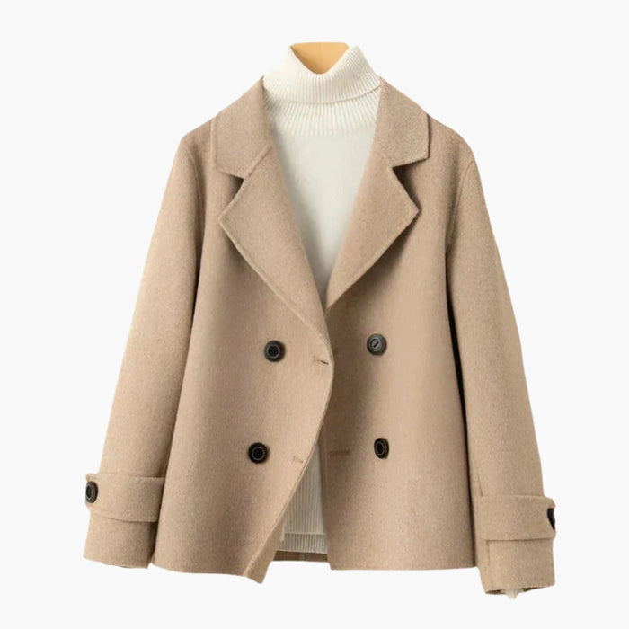 Veste pour femme à col à revers et fermeture boutonnée