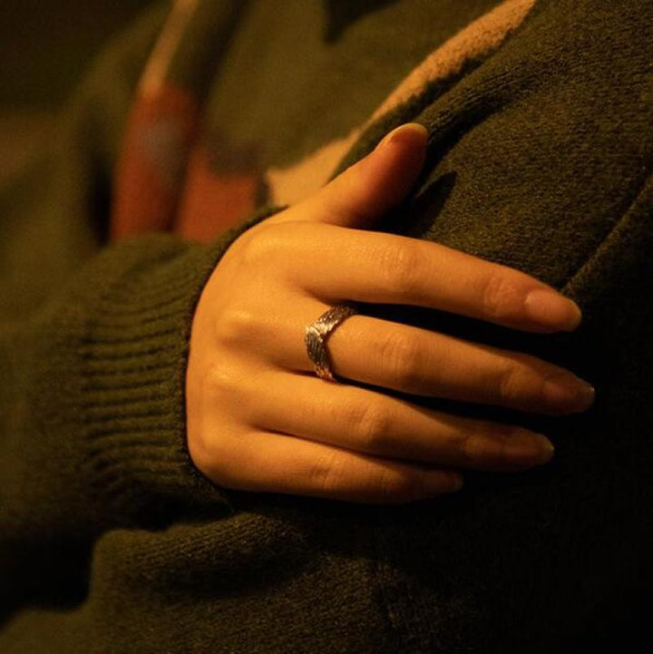 Unisex Englevinge Ring i Sølv – Beskyttende Design
