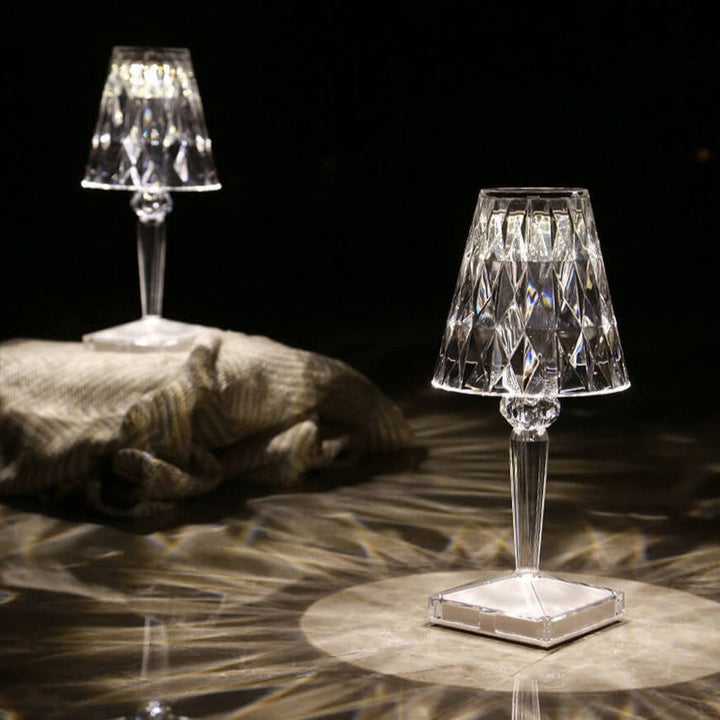 Elegant Nattbordslampe i Krystall med Dimbar Berøringskontroll