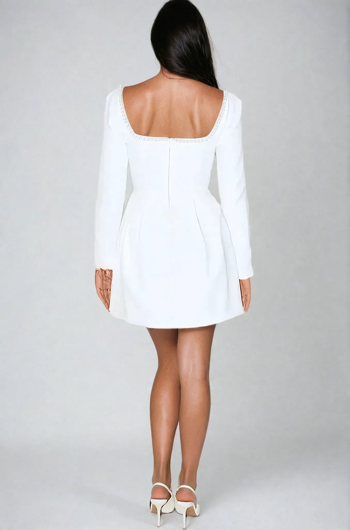 Elegant Perle Mini Kjole for Kvinner med Lange Ermer