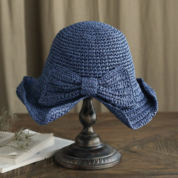 Elegant hatt for kvinner med bred brem