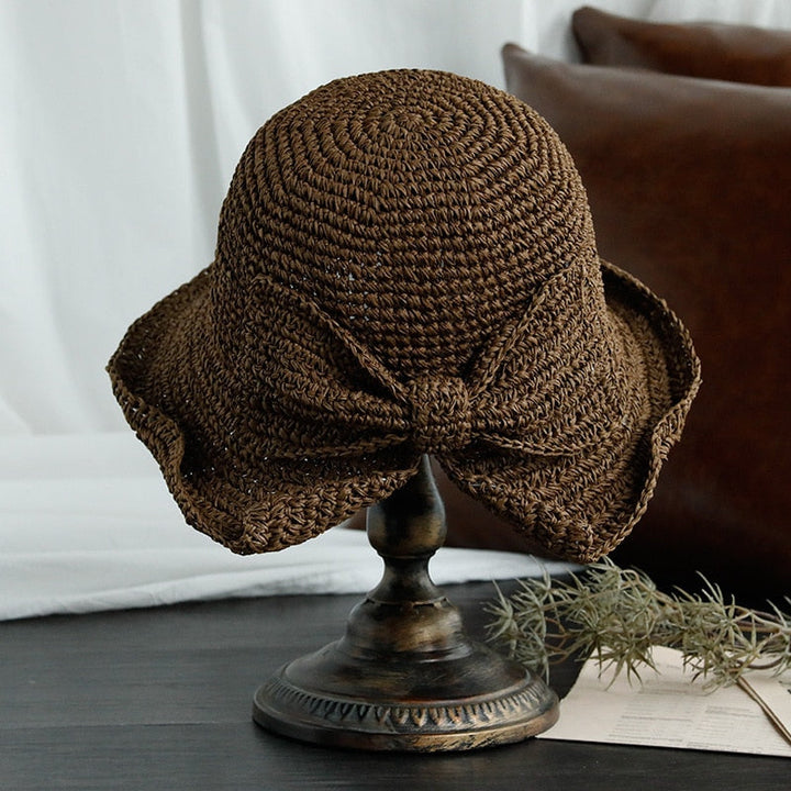 Elegant hatt for kvinner med bred brem