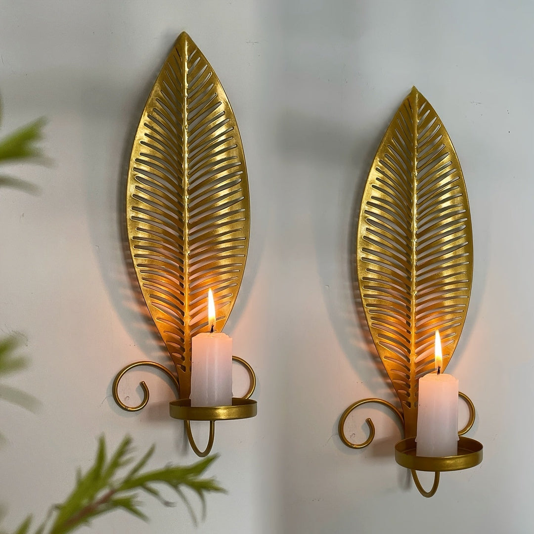 Elegant Vegglampe med Bladdesign for Stilig Interiør