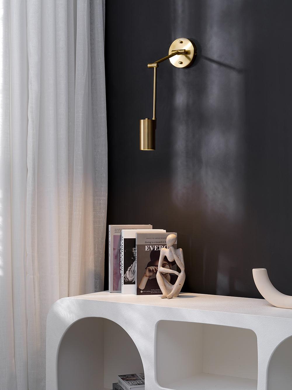 Svingarm Vegglampe | Justerbar LED Vegglampe i Metall