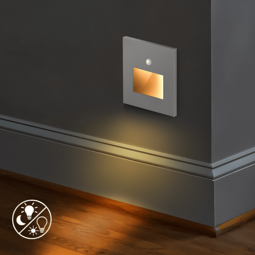 LED Trinnlys med Bevegelsessensor – Stilfull og Sikker Belysning