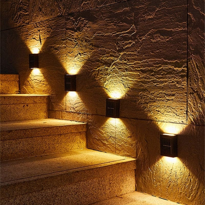 Moderne Solcelledrevet Terrassevegglampe for Enkel &amp; Stemningsfull Utendørsbelysning