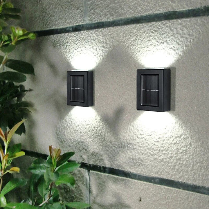 Solcelledrevne Vegglamper - IP65 Vanntette LED Lys