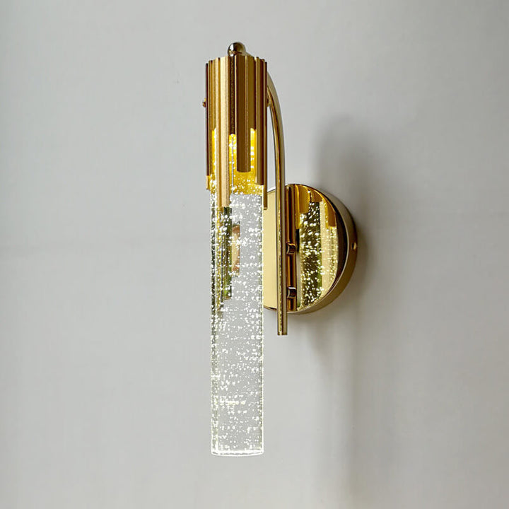 Moderne Vegglampe med Krystall Detaljer for Et Elegant Hjem