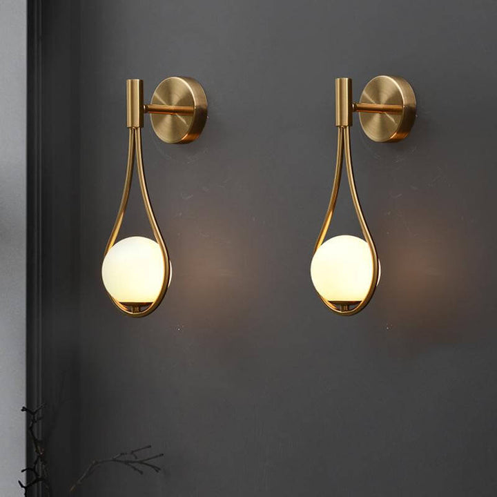 Elegant Nordisk Vegglampe – Skap Stemning i Hjemmet