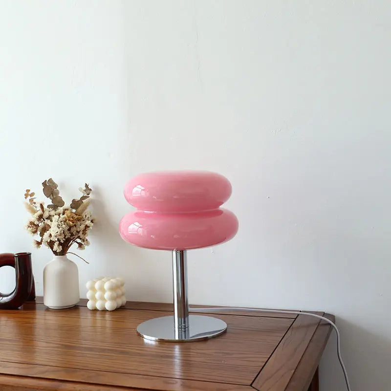 Stilren Bordlampe for Interiør – Ikonisk Bauhaus-design