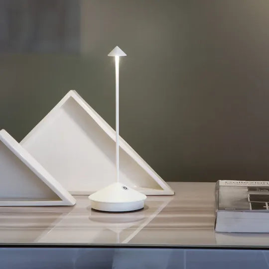 Trådløs LED-bordlampe | Moderne &amp; Dimbart Lys for Hjemmet