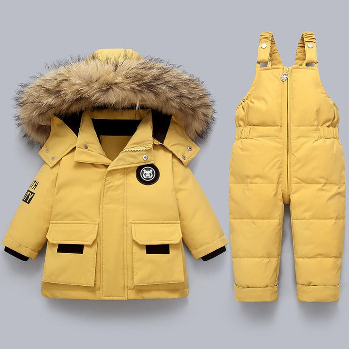 Conjunto infantil de abrigo y peto con cremallera y botones